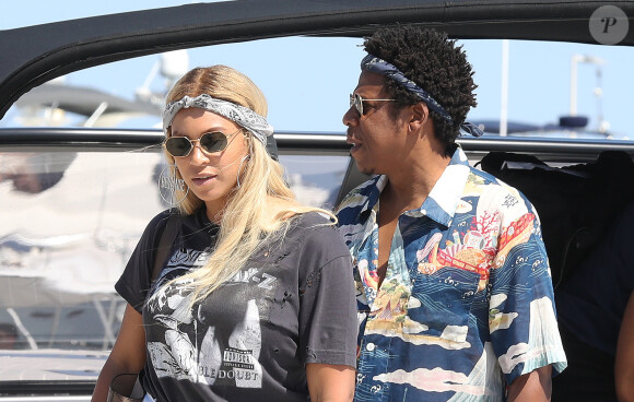 Exclusif - JAY-Z et sa femme Beyoncé arrivent en bateau à Nice, le 17 juillet 2018.