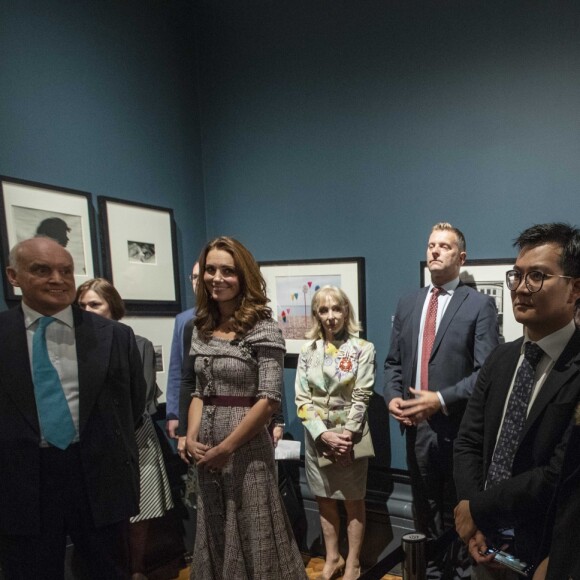 Kate Middleton, duchesse de Cambridge, assiste à l'ouverture du département de la photographie du V&A (Victoria and Albert) Museum à Londres, le 10 octobre 2018.
