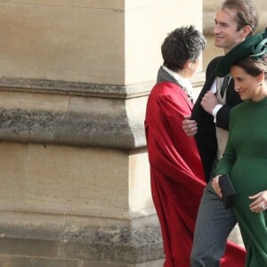 Pippa Middleton (enceinte) avec son frère James et son mari James Matthews - Les invités arrivent à la chapelle St. George pour le mariage de la princesse Eugenie d'York et Jack Brooksbank au château de Windsor, Royaume Uni, le 12 octobre 2018.