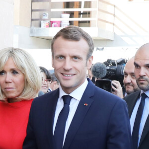 Le président de la République française Emmanuel Macron et sa femme la Première Dame Brigitte Macron (Trogneux) - Le président de la République française et sa femme la Première Dame visitent la Maison Charles-Aznavour à Erevan, Arménie, le 11 octobre 2018. © Dominique Jacovides/Bestimage