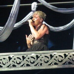 Pink en concert à Perth en Australie le 4 juillet 2018.