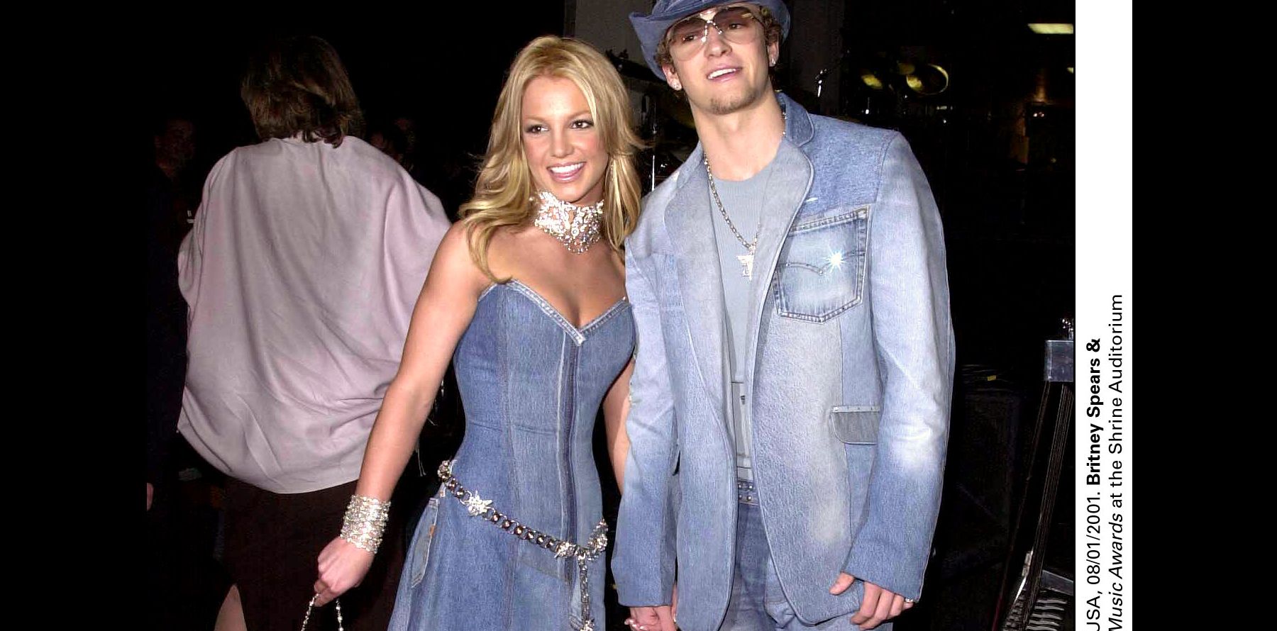 Traduction Baby One More Time Britney Spears : Vingt ans de looks depuis "Baby One More Time" - Purepeople