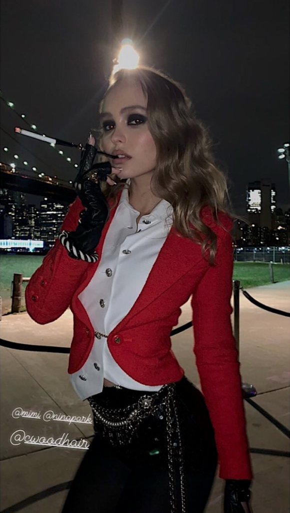 Lily-Rose Depp a assisté à la soirée d'Halloween organisée par V Magazine et Chanel au Jane's Carousel. New York, le 26 octobre 2017.