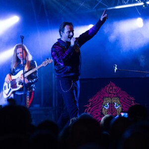 Exclusif - David Hallyday rend hommage à son père Johnny Hallyday, lors d'un concert aux fêtes de Wallonie à Andenne en Belgique le 23 septembre 2018.