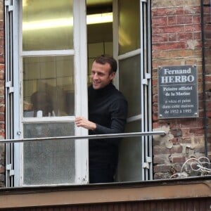 Le président de la République française Emmanuel Macron et sa femme la Première Dame Brigitte Macron en week-end de 3 jours à Honfleur le 1er novembre 2018.