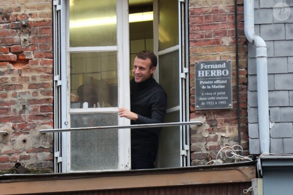 Le président de la République française Emmanuel Macron et sa femme la Première Dame Brigitte Macron en week-end de 3 jours à Honfleur le 1er novembre 2018.