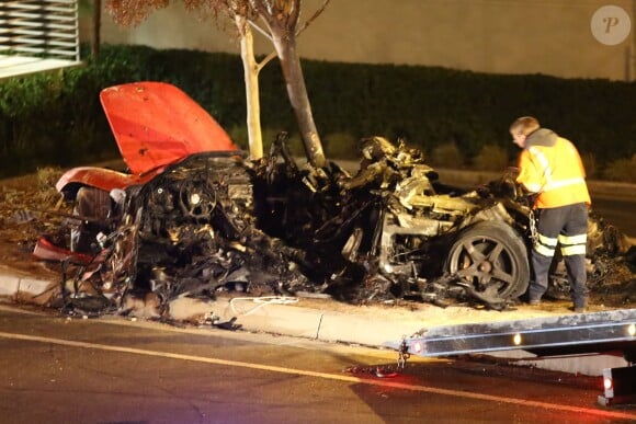 Paul Walker, 40 ans, victime d'un crash à bord d'une Carrera GT à Santa Clarita, près de Los Angeles, le 30 novembre 2013.