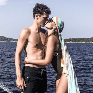 Benjamin Pavard adresse une jolie déclaration d'amour à Rachel Legrain-Trapani à l'occasion de l'anniversaire de l'ancienne Miss France le 31 août 2018.