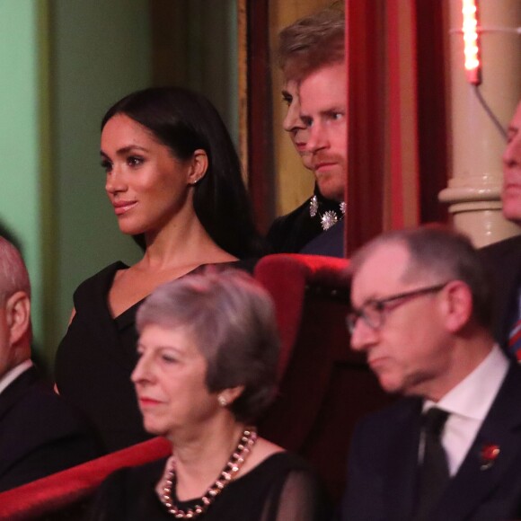 Meghan Markle (enceinte), duchesse de Sussex et le prince Harry, duc de Sussex - La famille royale d'Angleterre au Royal Albert Hall pour le concert commémoratif "Royal British Legion Festival of Remembrance" à Londres. Le 10 novembre 2018