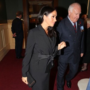 Meghan Markle (enceinte), duchesse de Sussex - La famille royale d'Angleterre au Royal Albert Hall pour le concert commémoratif "Royal British Legion Festival of Remembrance" à Londres. Le 10 novembre 2018