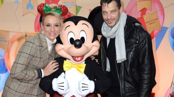 Elodie Gossuin et Natalia Vodianova fêtent Mickey avec leurs amoureux