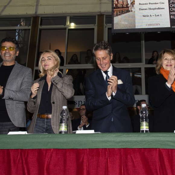 Pascal Elbé, Emmanuelle Béart, Alain Suguenot, Nathalie Baye, Erik Orsenna - 158ème vente aux enchères des vins des Hospices de Beaune, le 18 novembre 2018. © Pierre Perusseau/Bestimage