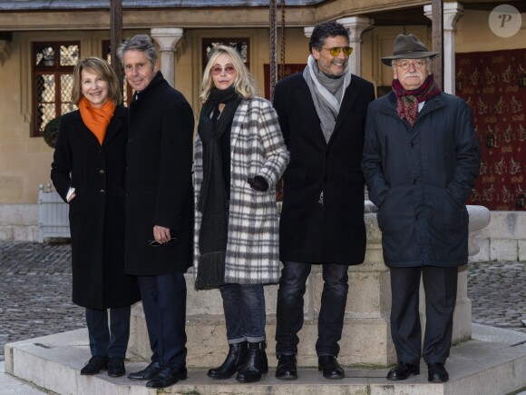 Nathalie Baye, Alain Suguenot, Emmanuelle Béart, Pascal Elbé et Erik Orsenna - 158ème vente aux enchères des vins des Hospices de Beaune, le 18 novembre 2018. © Pierre Perusseau/Bestimage