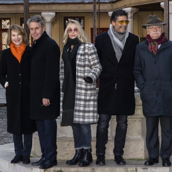 Nathalie Baye, Alain Suguenot, Emmanuelle Béart, Pascal Elbé et Erik Orsenna - 158ème vente aux enchères des vins des Hospices de Beaune, le 18 novembre 2018. © Pierre Perusseau/Bestimage