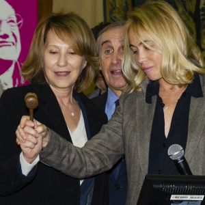 Nathalie Baye, Emmanuelle Béart - 158ème vente aux enchères des vins des Hospices de Beaune, le 18 novembre 2018. © Pierre Perusseau/Bestimage