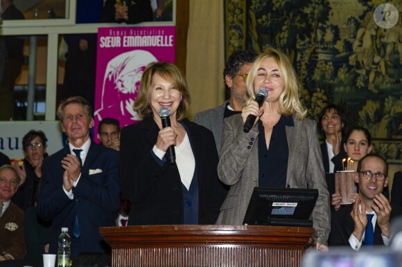 Nathalie Baye, Emmanuelle Béart - 158ème vente aux enchères des vins des Hospices de Beaune, le 18 novembre 2018. © Pierre Perusseau/Bestimage