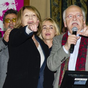Nathalie Baye, Emmanuelle Béart, Pascal Elbé et Erik Orsenna - 158ème vente aux enchères des vins des Hospices de Beaune, le 18 novembre 2018. © Pierre Perusseau/Bestimage