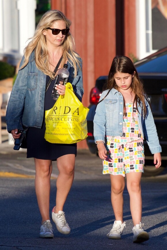 Exclusif - Sarah Michelle Gellar et sa fille Charlotte Prinze sont allées faire du shopping à Los Angeles, le 29 août 2018.
