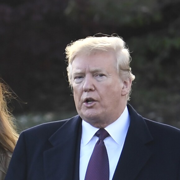 Donald et Melania Trump quittent la Maison-Blanche pour se rendre en Floride pour les fêtes de Thanksgiving, le 20 novembre 2018.