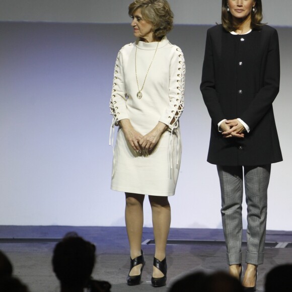 La reine Letizia d'Espagne lors du 10e anniversaire des Prix de l'intégration BBVA, le 22 novembre 2018 au siège de l'organisme bancaire à Madrid.