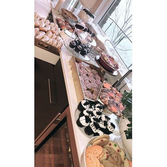 Khloé Kardashian, Tristan Thompson et leur fille True fêtent Thanksgiving. Novembre 2018.
