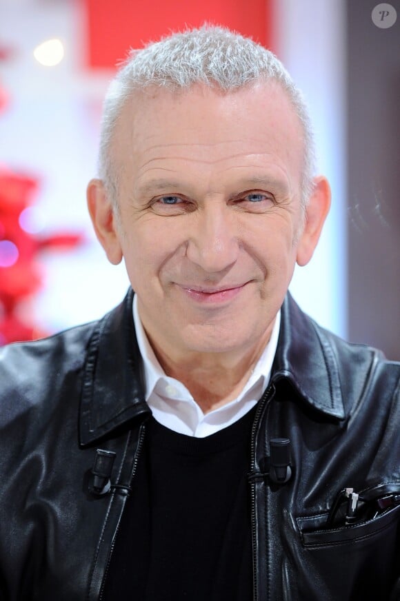 Exclusif - Jean-Paul Gaultier lors de l'enregistrement de l'émission "Vivement Dimanche" au studio Gabriel à Paris, diffusée le 2 décembre sur France 2. Le 21 novembre 2018 © Guillaume Gaffiot / Bestimage