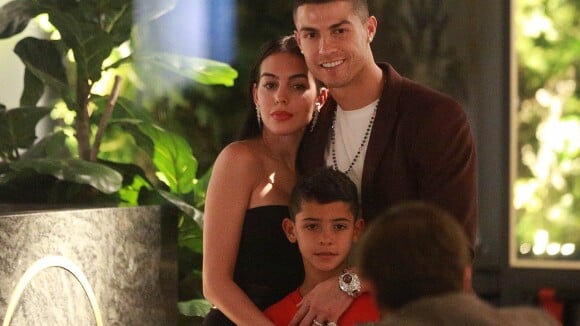 Cristiano Ronaldo : Sa fiancée Georgina et ses quatre enfants prêts pour Noël