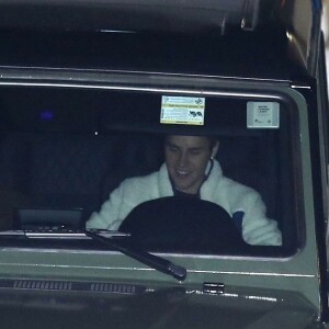 Justin Bieber et sa femme Hailey Baldwin Bieber à la sortie de la messe à Beverly Hills, le 28 novembre 2018