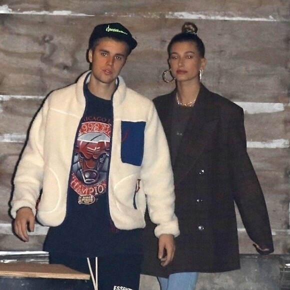 Justin Bieber et sa femme Hailey Baldwin Bieber à la sortie de la messe à Beverly Hills, le 28 novembre 2018