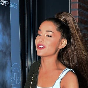 Exclusif - Ariana Grande arrive au Sweetener Experience organisé pour ses fans à New York, le 1er octobre 2018