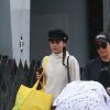 Exclusif - Eva Longoria et son mari José Baston sont allés faire du shopping avec leur fils Santiago à Los Angeles. Le 19 novembre 2018