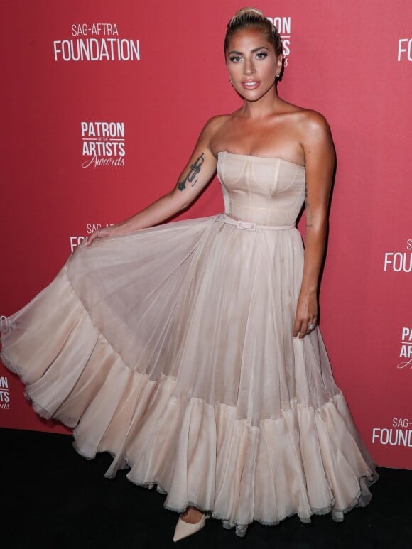 Lady Gaga au photocall de la 3e soirée annuelle des SAG-AFTRA Foundation Patron Of The Artists Awards à Los Angeles, le 8 novembre 2018.