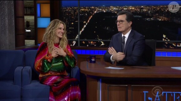 Julia Roberts fait une apparition dans l'émission de Stephen Colbert, "The Late show" à Los Angeles le 5 décembre 2018.