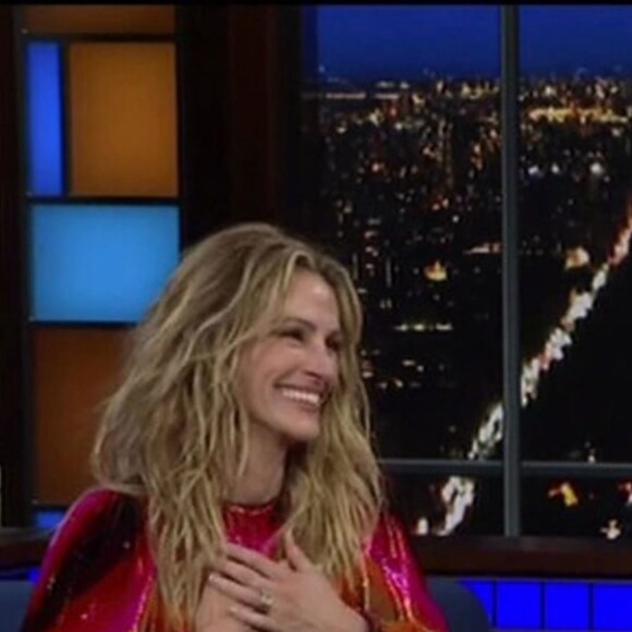 Julia Roberts fait une apparition dans l'émission de Stephen Colbert, "The Late show" à Los Angeles le 5 décembre 2018.