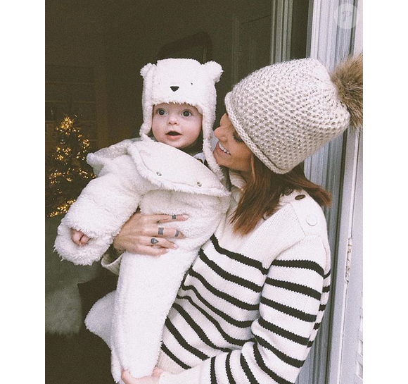 Caroline Receveur et son fils Marlon. Caroline Receveur est clairement LA sexy mummy de l'année.