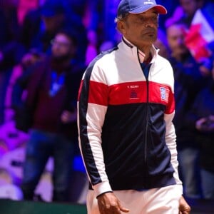 Le capitaine de l'équipe de France Yannick Noah - Le joueur de tennis français Lucas Pouille opposé au joueur Croate Marin Cilic lors de la Finale de la Coupe Davis France vs Croatie, au Stade Pierre Mauroy à Villeneuve d'Ascq, France, le 25 novembre 2018.