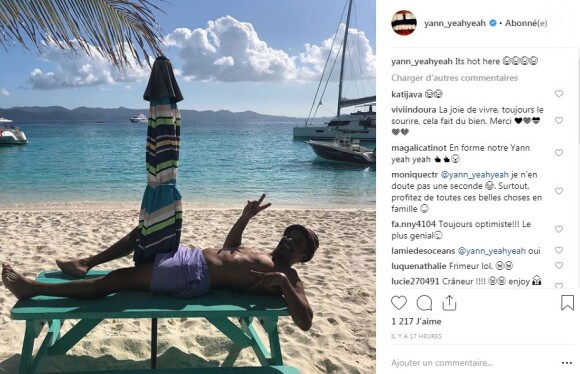 Yannick Noah fait preuve d'humour pendant ses vacances dans Les Caraïbes, le 12 décembre 2018.