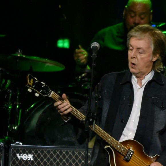 Paul McCartney en concert au Echo Arena à Liverpool, Royaume Uni, le 12 décembre 2018.