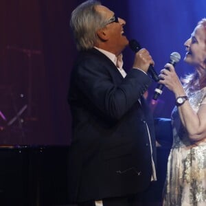 Exclusif - Gilbert Montagné et sa femme Nikole - Gilbert Montagné chante Bécaud et Montagné aux Folies Bergères à Paris le 4 décembre 2017. © Marc Ausset- Lacroix / Bestimage