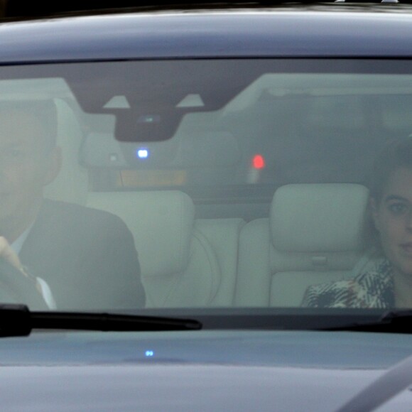 La princesse Beatrice d'York en voiture au palais de Buckingham à Londres le 19 décembre 2018 pour le traditionnel déjeuner de Noël anticipé organisé par la reine Elizabeth II.