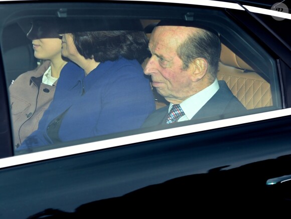 Le duc de Kent, sa femme et leur fille en voiture au palais de Buckingham à Londres le 19 décembre 2018 pour le traditionnel déjeuner de Noël anticipé organisé par la reine Elizabeth II.