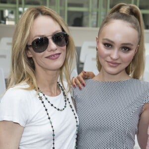 Vanessa Paradis et Lily-Rose Depp - People au 2ème défilé de mode "Chanel", collection Haute-Couture automne-hiver 2018/2019, à Paris. Le 3 juillet 2018 © Olivier Borde / Bestimage