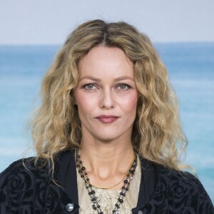 Vanessa Paradis - Photocall du défilé Chanel Collection Prêt-à-Porter Printemps/Eté 2019 lors de la Fashion Week au Grand Palais à Paris le 2 octobre 2018. © Olivier Borde/Bestimage