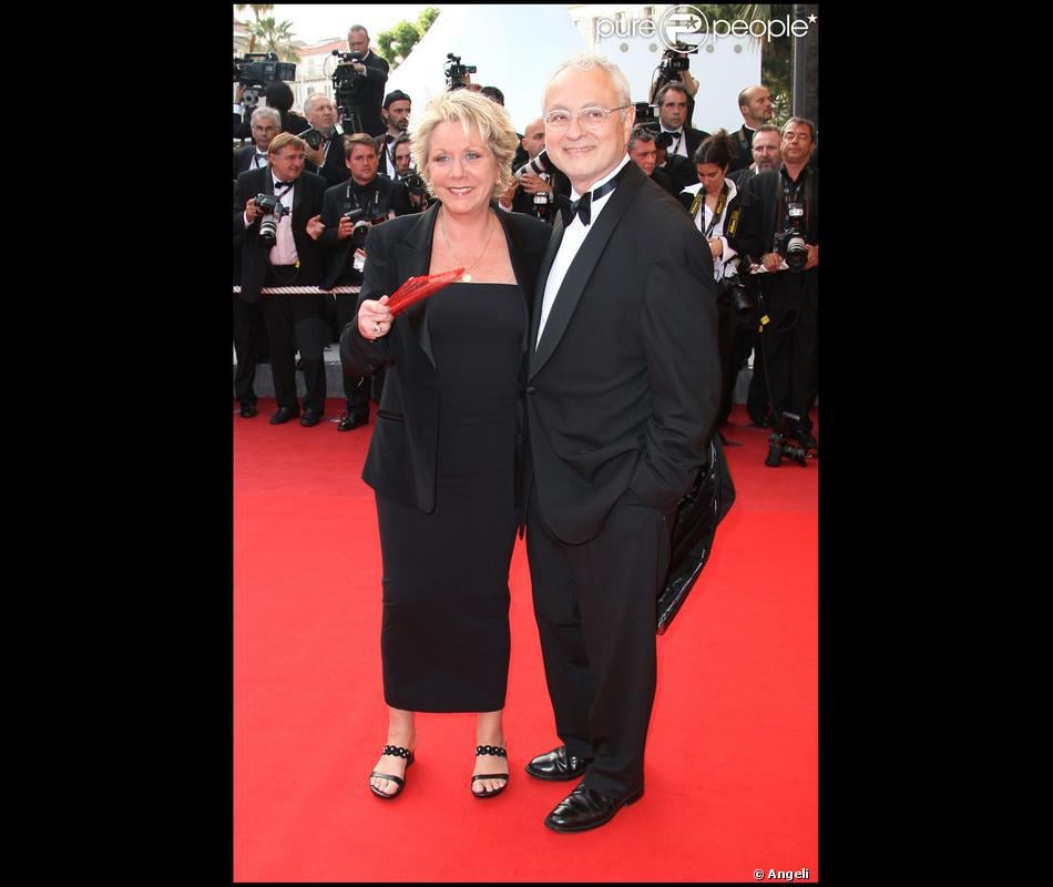 Francoise Laborde Et Jean Claude Paris Lors De La Montee Des Marches Du 22 Mai 2009 Du 62e Festival De Cannes Purepeople