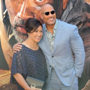 Dwayne Johnson et sa mère Ata Johnson à la première de 'Skyscraper' au AMC Loews Lincoln Square à New York, le 10 juillet 2018