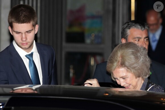 Juan Urdangarin, fils de l'infante Cristina, accompagnait sa grand-mère la reine Sofia d'Espagne le 2 janvier 2019 au théâtre royal à Madrid à une représentation de l'Orchestre des instruments recyclés de Cateura.