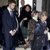 La reine Sofia d'Espagne quittant avec son petit-fils Juan Urdangarin le théâtre royal à Madrid après avoir assisté le 2 janvier 2019 à une représentation de l'Orchestre des instruments recyclés de Cateura.