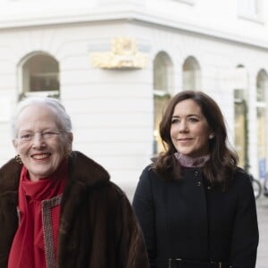 Le prince Joachim de Danemark, la princesse Marie, la reine Margrethe II, la princesse Mary, le prince Frederik à la cathédrale d'Aarhus pour la messe de Noël le 25 décembre 2018.