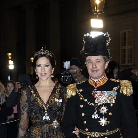 Le prince Frederik et la princesse Mary de Danemark lors de la réception du Nouvel An 2019 au palais Christian VII à Amalienborg à Copenhague, le 1er janvier 2019.