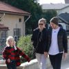 Exclusif - Kate Mara se promène avec son mari Jamie Bell et le fils de celui-ci dans les rues de Silver Lake, le 9 décembre 2018